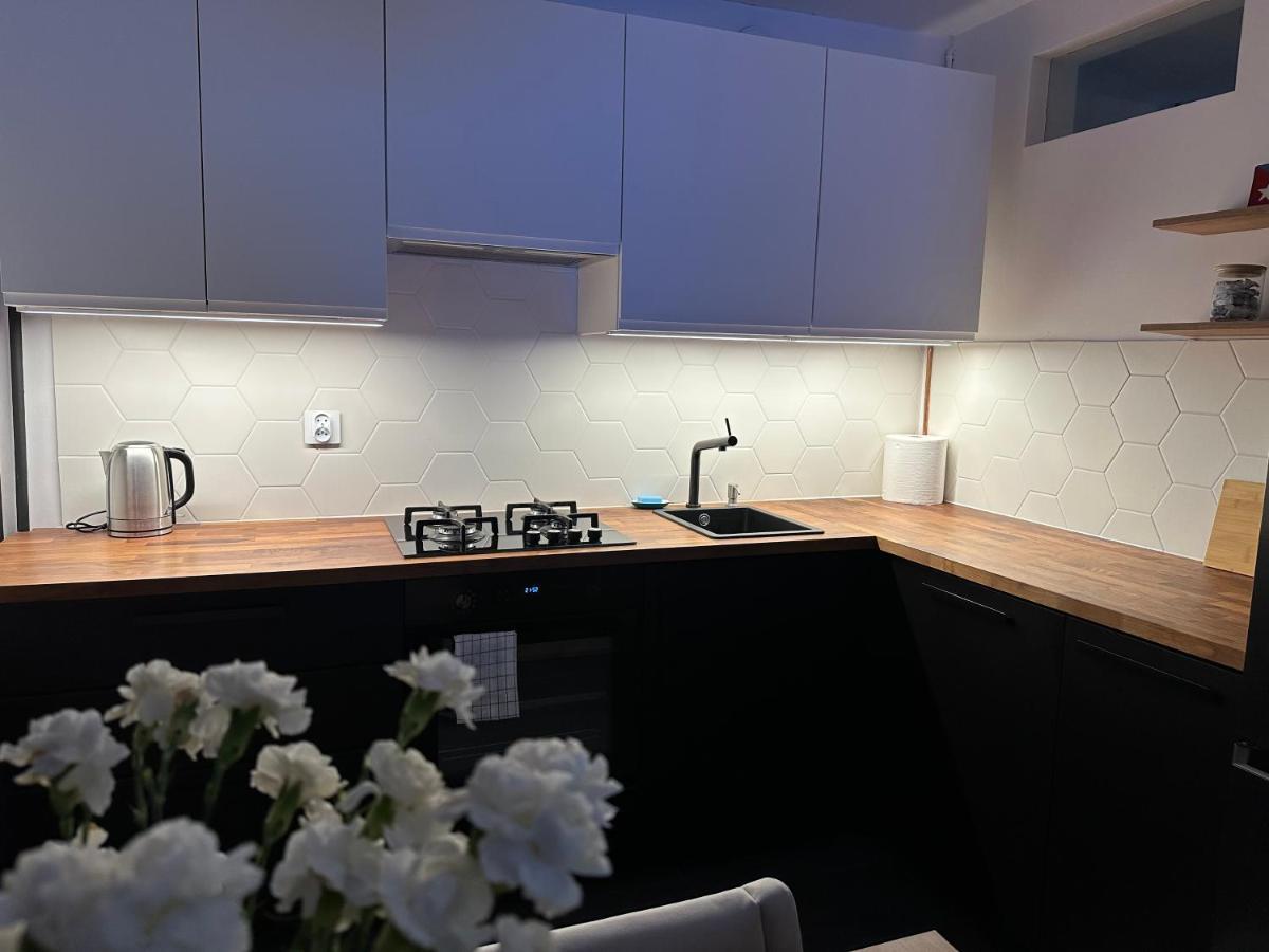 Maly Kwadrat Katowice Apartment ภายนอก รูปภาพ